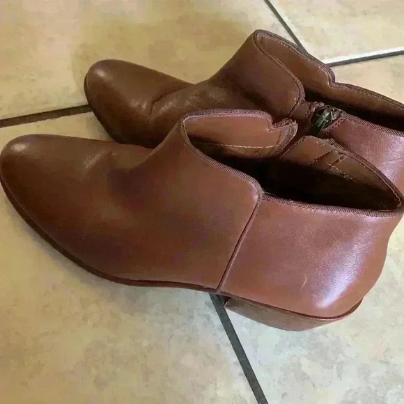 Sam Edelman - Picture 1 of 5